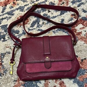 Fossil Magenta Leather Crossbody Bag with Adjustable Strap